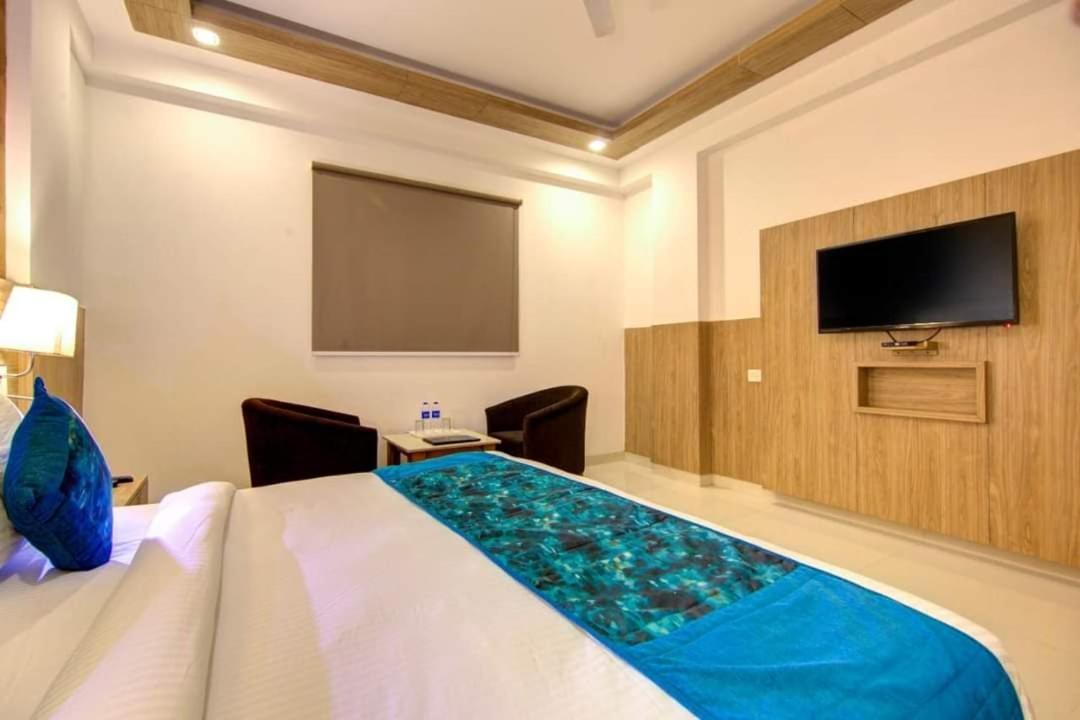 Hotel Salt And Rove New Delhi Aiport Exteriör bild