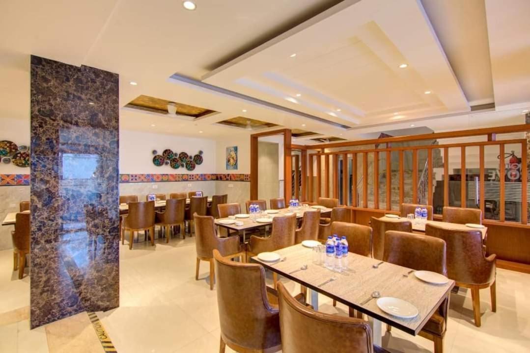 Hotel Salt And Rove New Delhi Aiport Exteriör bild