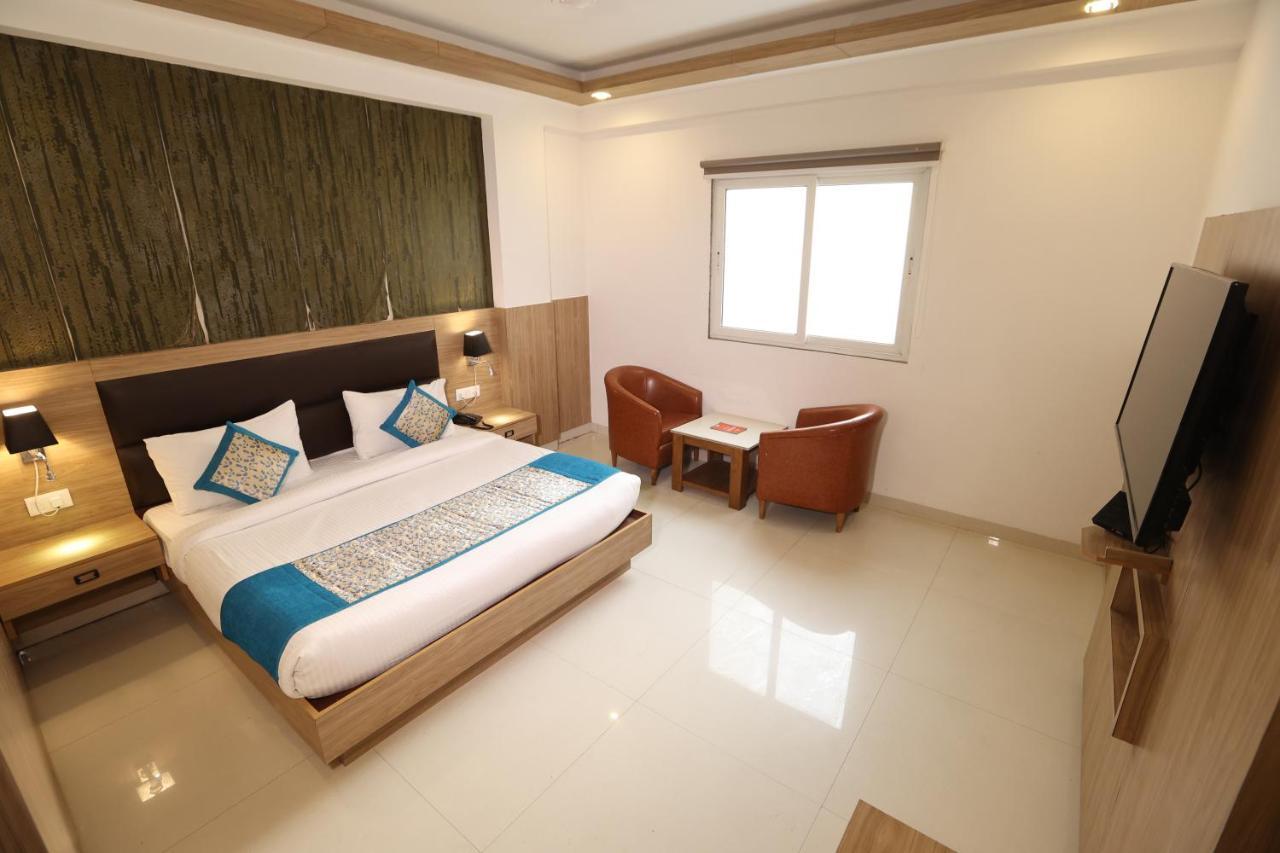 Hotel Salt And Rove New Delhi Aiport Exteriör bild