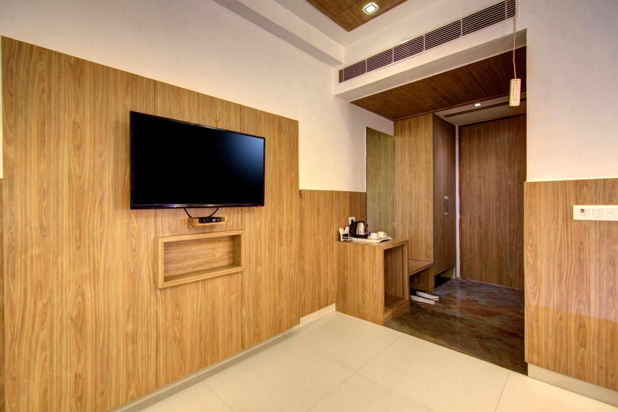 Hotel Salt And Rove New Delhi Aiport Exteriör bild